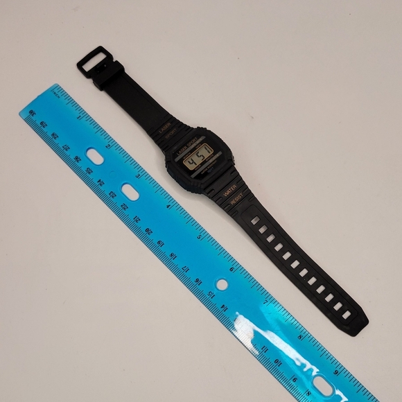 ▪︎Digital Watch - Picture 4 of 8